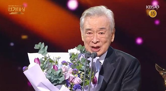 0662124c2d9ab00544af6d0bc42da612_1764129379_6886.jpg 0662124c2d9ab00544af6d0bc42da612_1764129379_6886.jpg