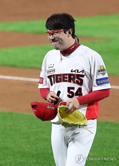 'KIA, 이건 아니다!' 어떻게 양현종까지 버릴 수 있나...양현종도 KIA 떠나면 안 된다